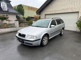 Skoda Octavia Combi 2.0L*Sitz-Heiz*KLIMA*Tempomat*