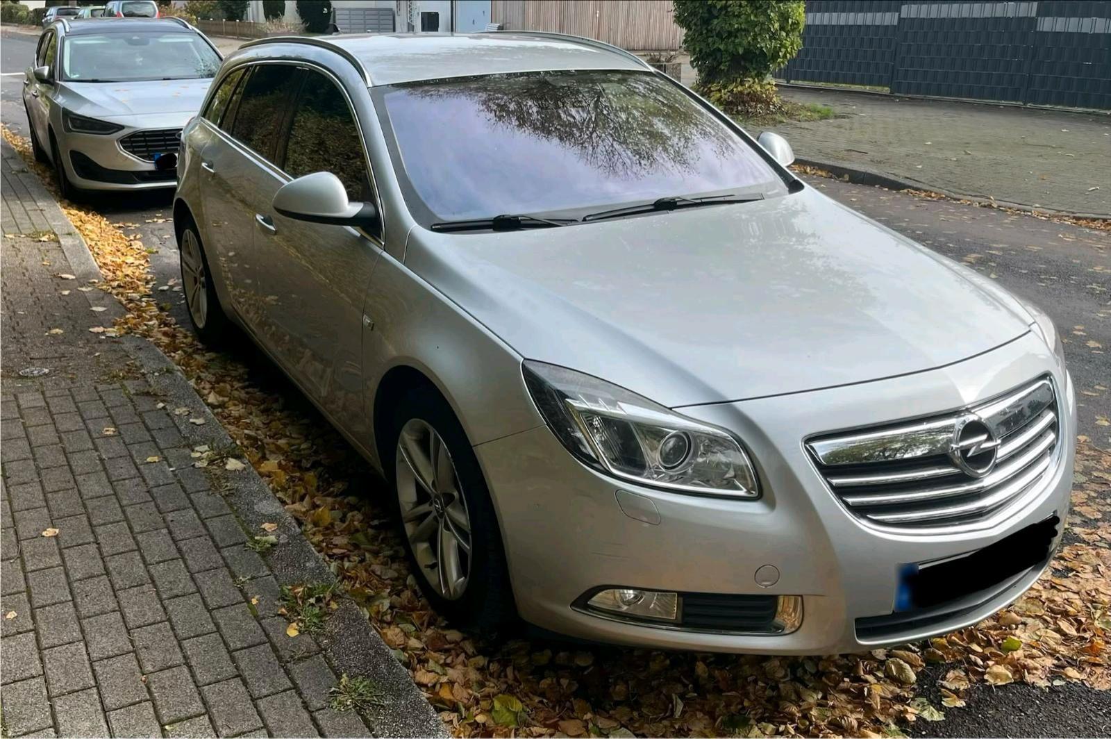 Opel Insignia 2009 — interior