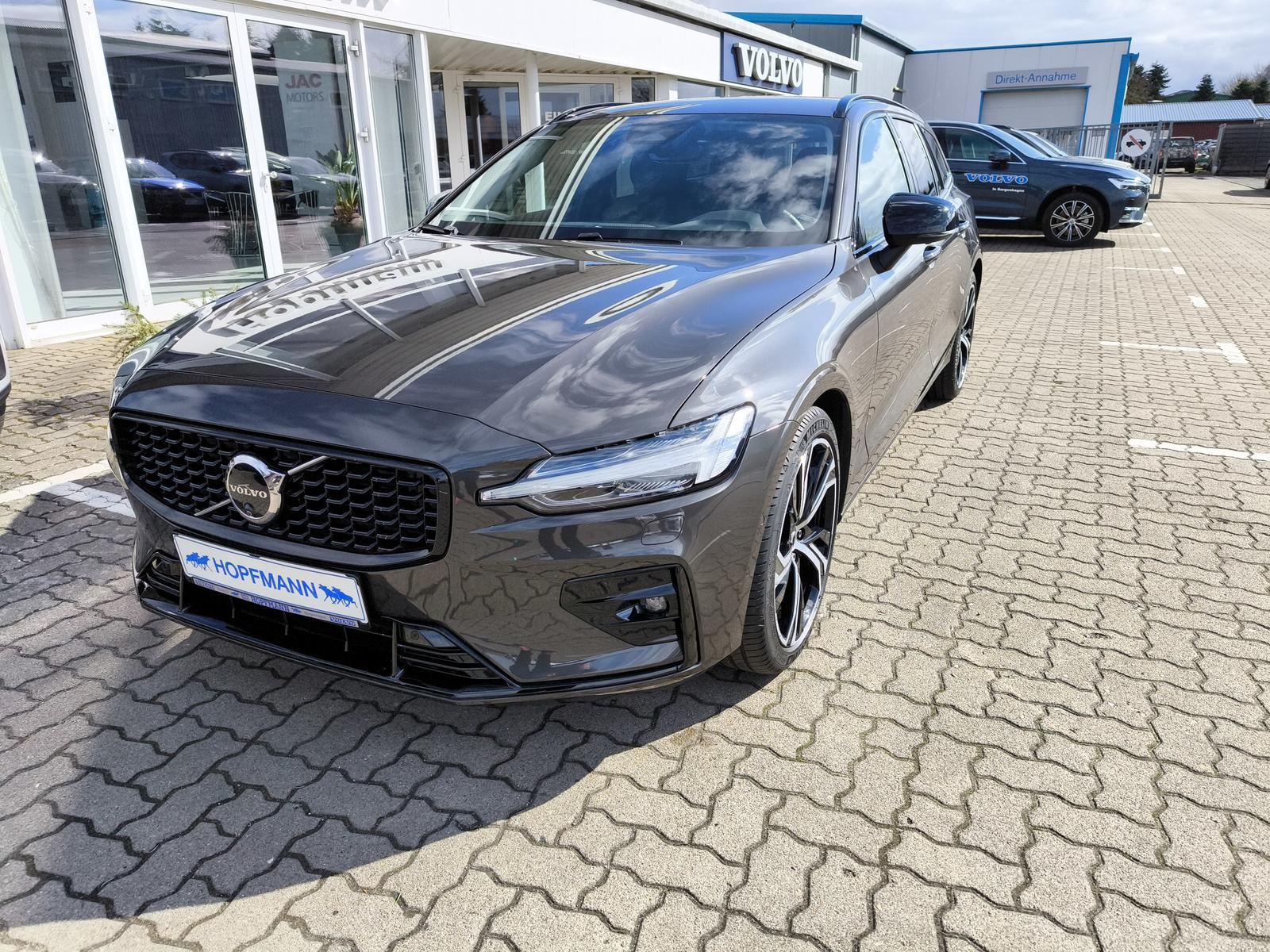 Volvo V60 B4 Benzin Plus Dark ACC / BLIS / 360°