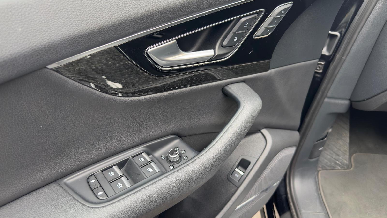Audi Q7 55 TFSI quattro tiptronic -