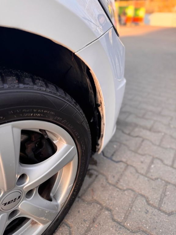 Image of Volkswagen Touran