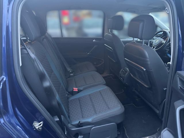 Touran IQ.DRIVE 1.5 TSI DSG ACC Navi 7-Sitzer PD