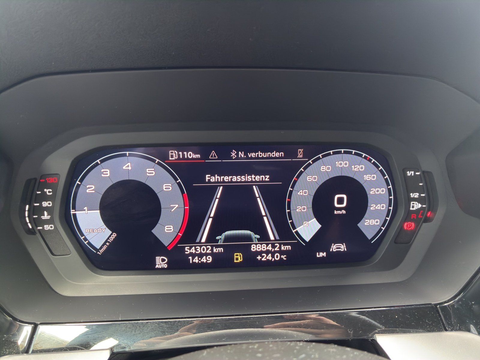 Fahrzeugabbildung Audi A3 Lim. 35 TFSI FAHRSCHUFAHRZEUG, Doppelpedaleri