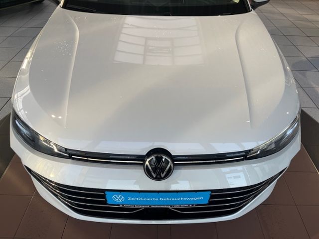 Fahrzeugabbildung Volkswagen Passat 1.5 eTSI DSG BUSINESS GJR AREA NAVI AHK