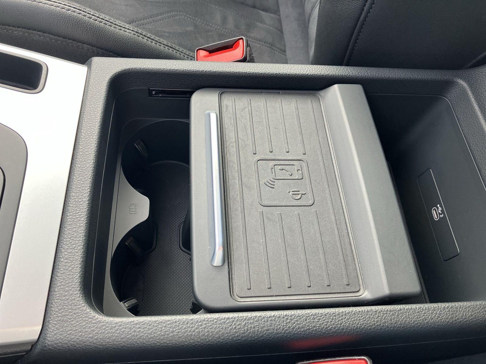 Fahrzeugabbildung Audi Q5 50 TFSI e quattro Matrix AHK RFK ACC SHZ