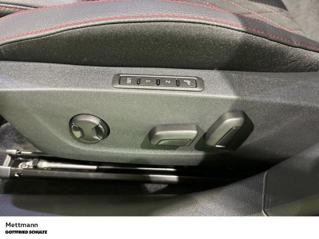 Skoda Octavia Combi RS 2.0 TSI PANO LED NAV RFK AHK HU