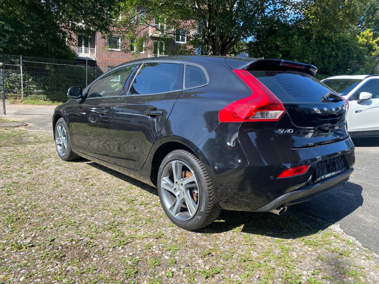 Volvo V40 Kinetic Navi*PDC*SZ*Kamera*