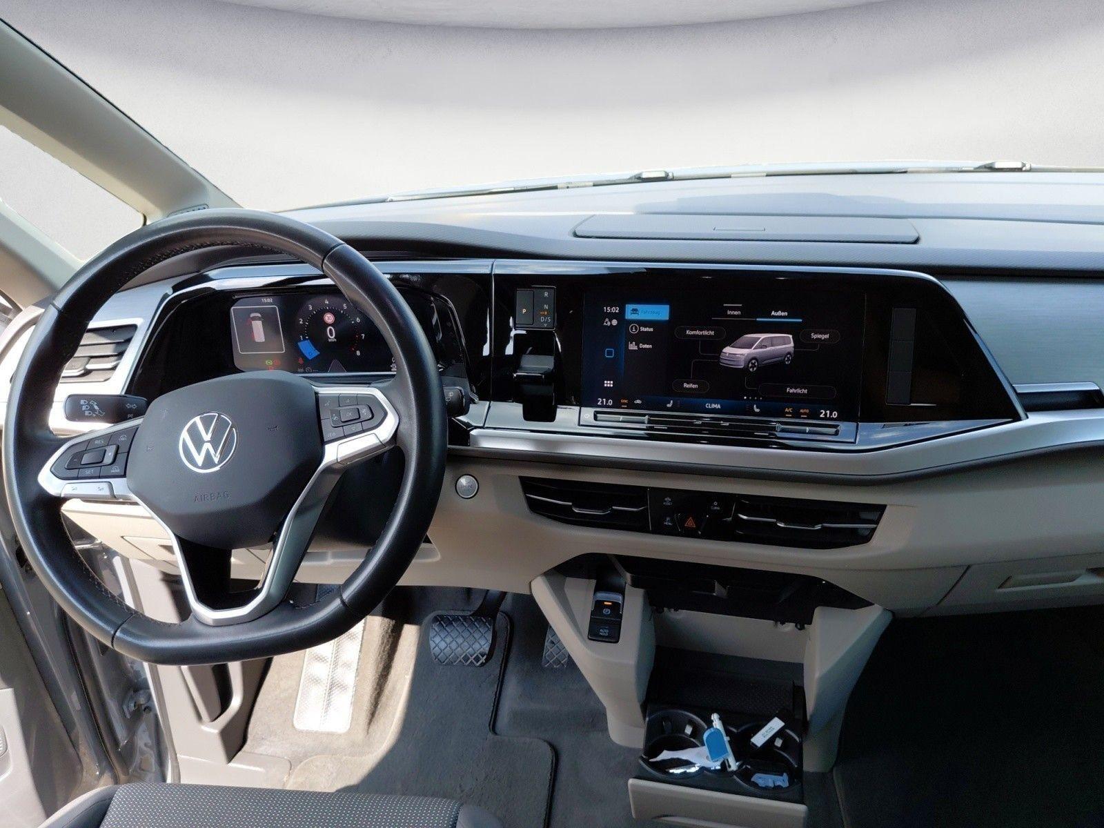 Volkswagen T7 Multivan 2.0 TSI DSG LIFE