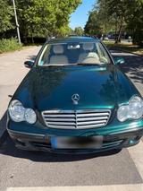 Mercedes-Benz Mercedes DaimlerChrysler C 220 CDI - gebrauchte Mercedes-Benz C 220 aus dem Jahr 2005