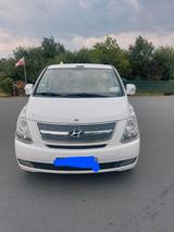 Hyundai  Starex Grand 2.5  H-1 ,8 sitzer - Hyundai mit Diesel-Antrieb: Starex