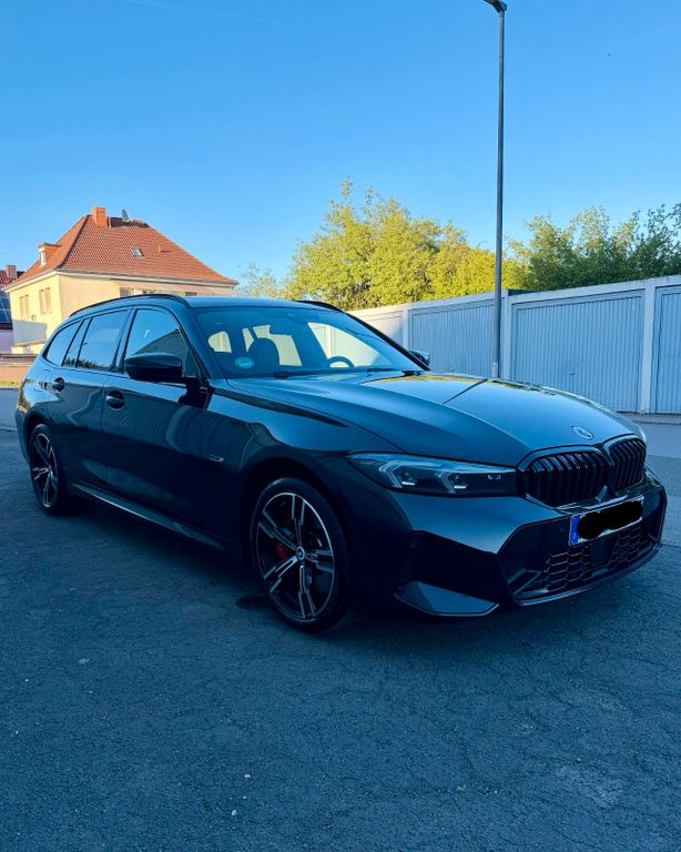 Image of BMW 330