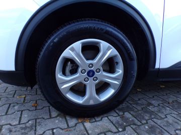 Ford Kuga - 3