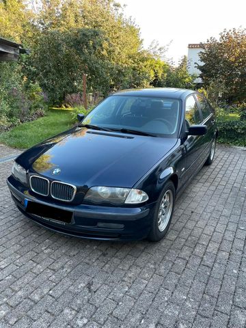 BMW 318i-E46-  HU11/25-  Sommer- und Winterräder