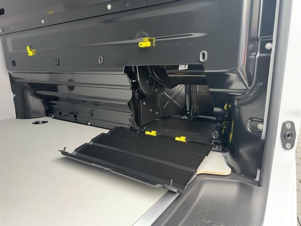 Opel Vivaro - Bild 17