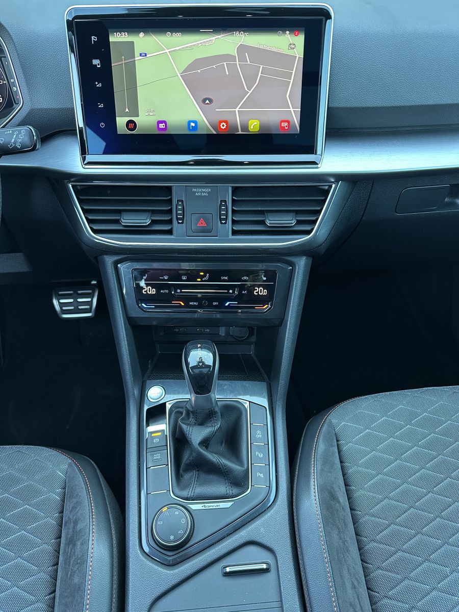 Fahrzeugabbildung SEAT Tarraco FR 4Drive NAV+LED+AHK+BEATS+PANO+20ZO+VC