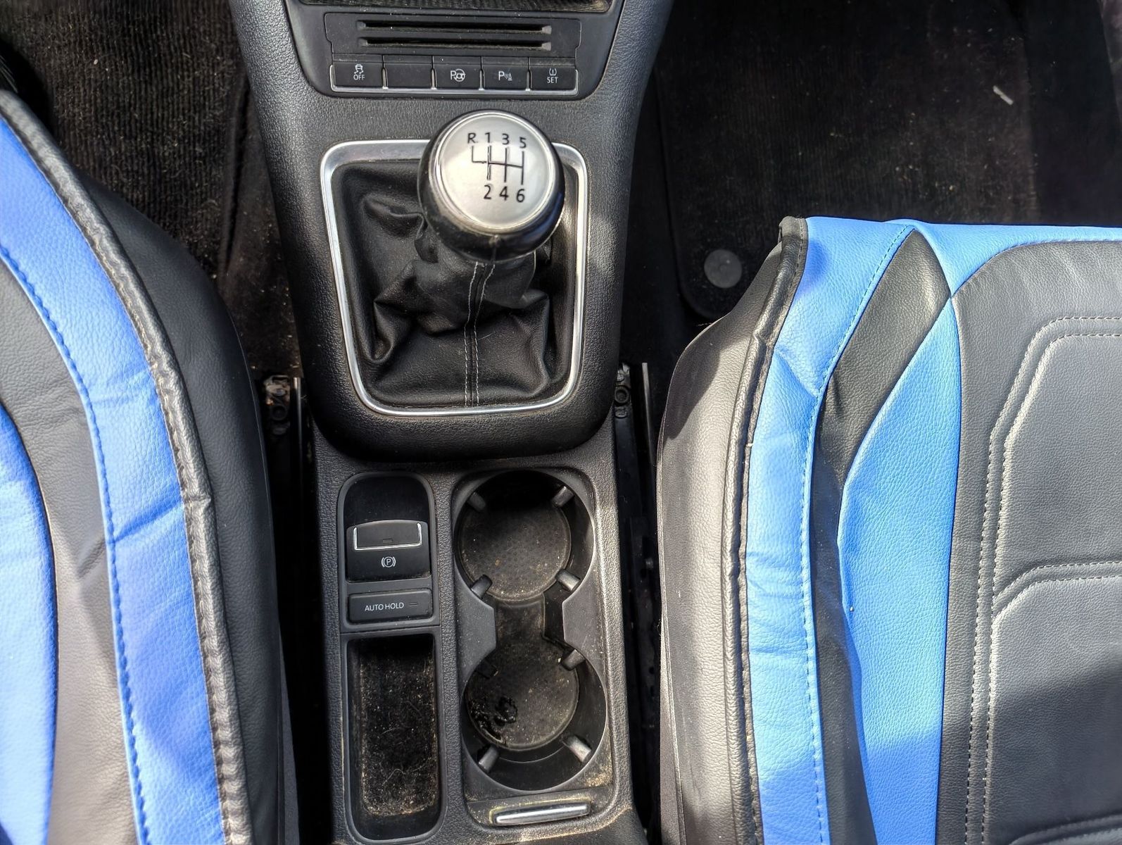 Fahrzeugabbildung Volkswagen Tiguan Team 2.0 TDI (140 PS) 4Motion