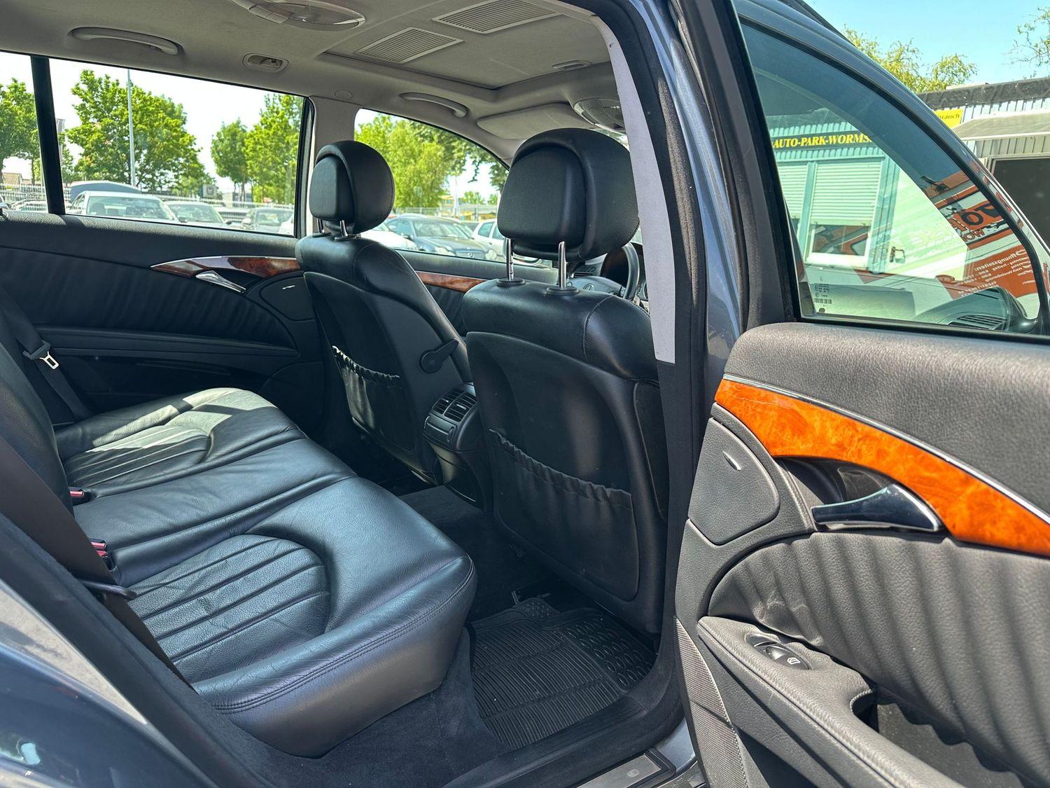 Mercedes-Benz E280 2006 — photo 27