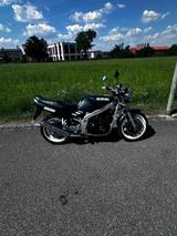 Suzuki GS500E - Zuverlässiger Klassiker - SUZUKI 1995 GS500