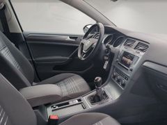 VW Golf 1.6 16V TDI DPF Lounge BMT Metallic