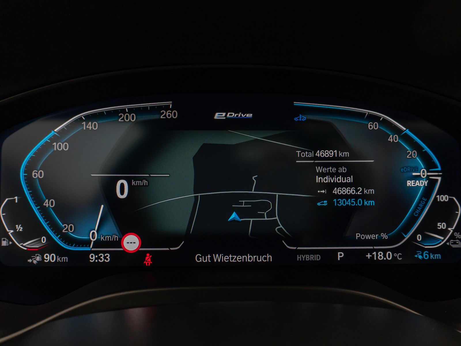 Fahrzeugabbildung BMW X3 xD30e  Panorama Kamera HUD DAB H/K AHK Sport