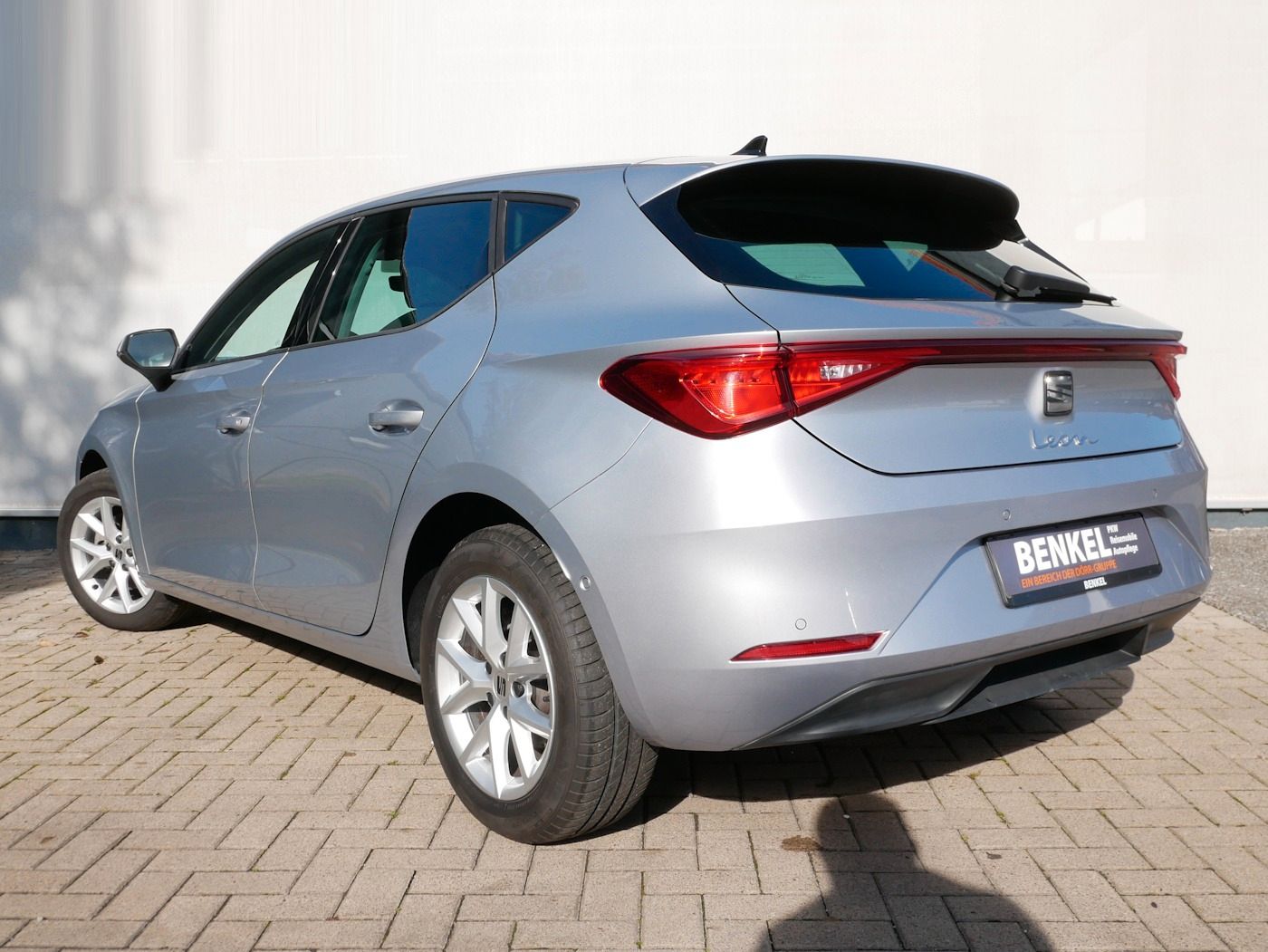 Fahrzeugabbildung SEAT Leon 1.5 TSI Style SHZ PDC LED 3Z-Klimaautomatik