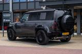 Land Rover Defender 110 P300e X-Dynamic HSE Urban Widetrack - Land Rover Defender HSE mit Hybrid-Antrieb (Benzin/Elektro)