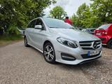 Mercedes-Benz B 220 d 4MATIC DCT Urban COMAND Online  - Mercedes-Benz B 220 von privat