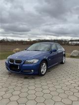 BMW 318i - e90 Automatik Advantage Edition - BMW 318: E90