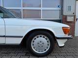 Mercedes-Benz 560 SL / Japan Import / Perfekter Sammlerzustand - weiße Mercedes-Benz SL 560