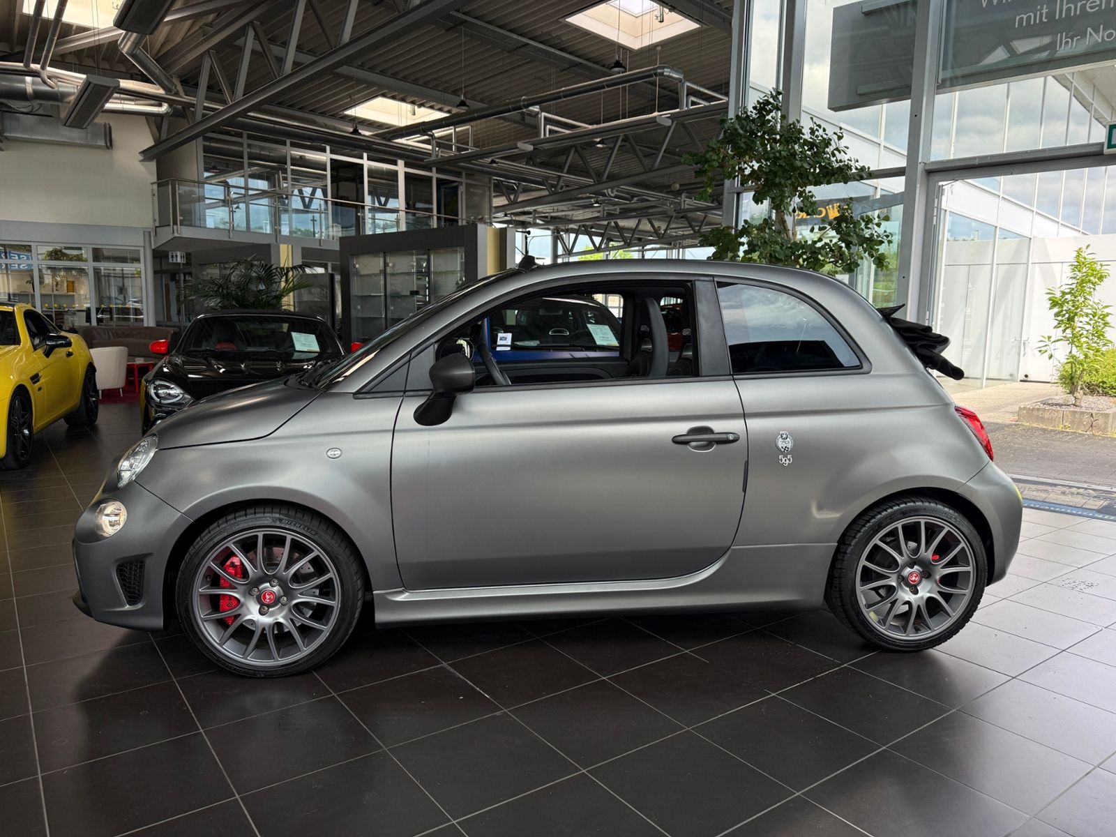 Fahrzeugabbildung Abarth 595C Competizione XENON NAVI ALU