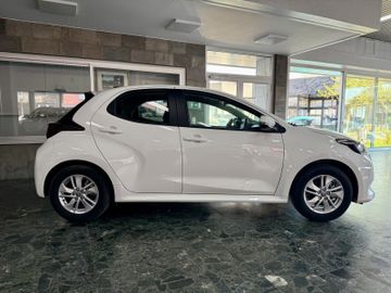 Toyota Yaris - 4