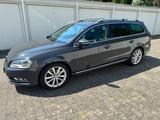 Volkswagen Passat Variant 2.0 BlueTDI DSG Highline Vari... - Volkswagen Passat Variant aus 2011: Highline