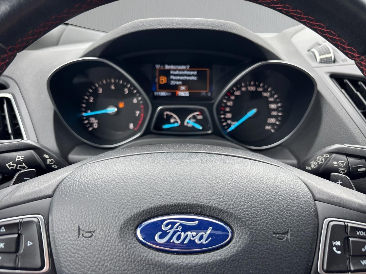 Ford Kuga ST-Line 2.0EcoBoost RFK PANO WinterP GJR