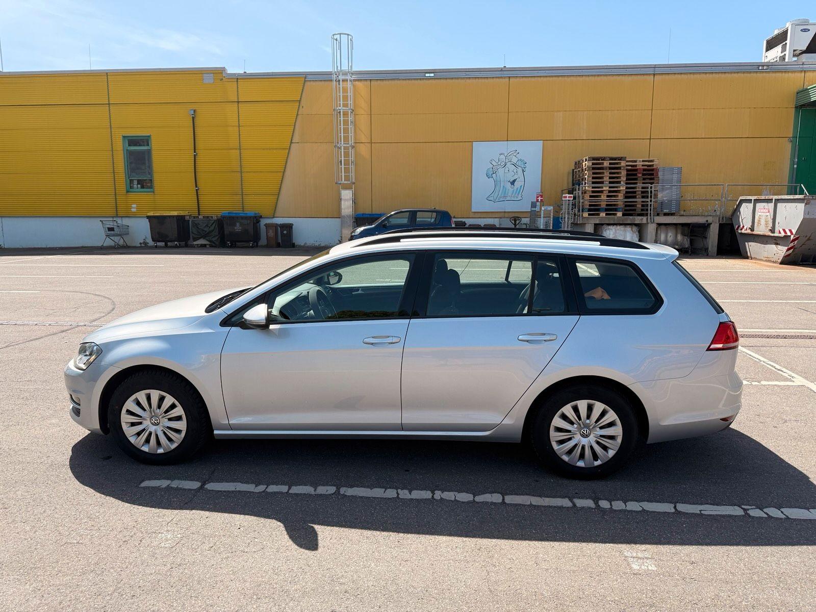 Volkswagen Golf 2015 — engine 110 HP (81kW)