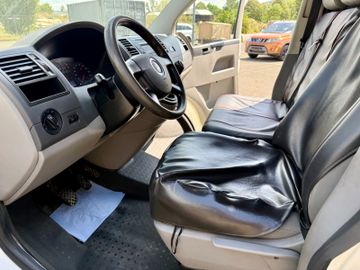 Volkswagen T5 Transporter - 11