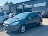 Ford Focus Lim. Style/Klima/AHK/Eu4/8xAlus/3.Ha/ZV - Ford Focus aus 2008: ST