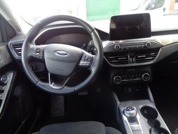 Ford Focus - 8