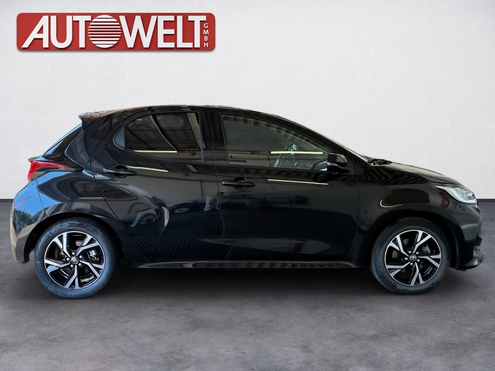 Fahrzeugabbildung Toyota Yaris 1.5 Teamplayer Safety P. Winter P, LED, SH