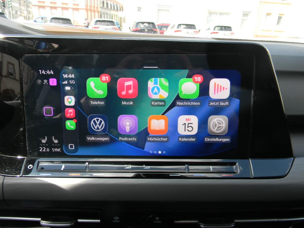 Volkswagen Golf VIII Lim. Style 1,5 eTSI DSG Kamera, миниатюра 18