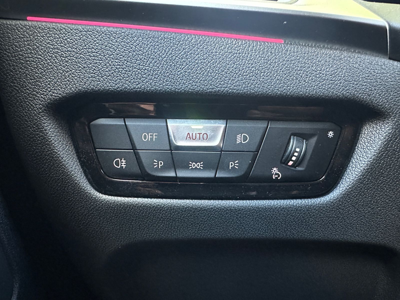 Fahrzeugabbildung BMW M2 Coupe Track Pack LED*H&K*CARPONSitze*MM