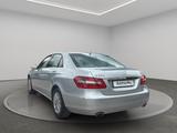 Mercedes-Benz E 350 Limousine CGI BlueEfficiency ELEGANCE - Mercedes-Benz E 350: Blueefficiency