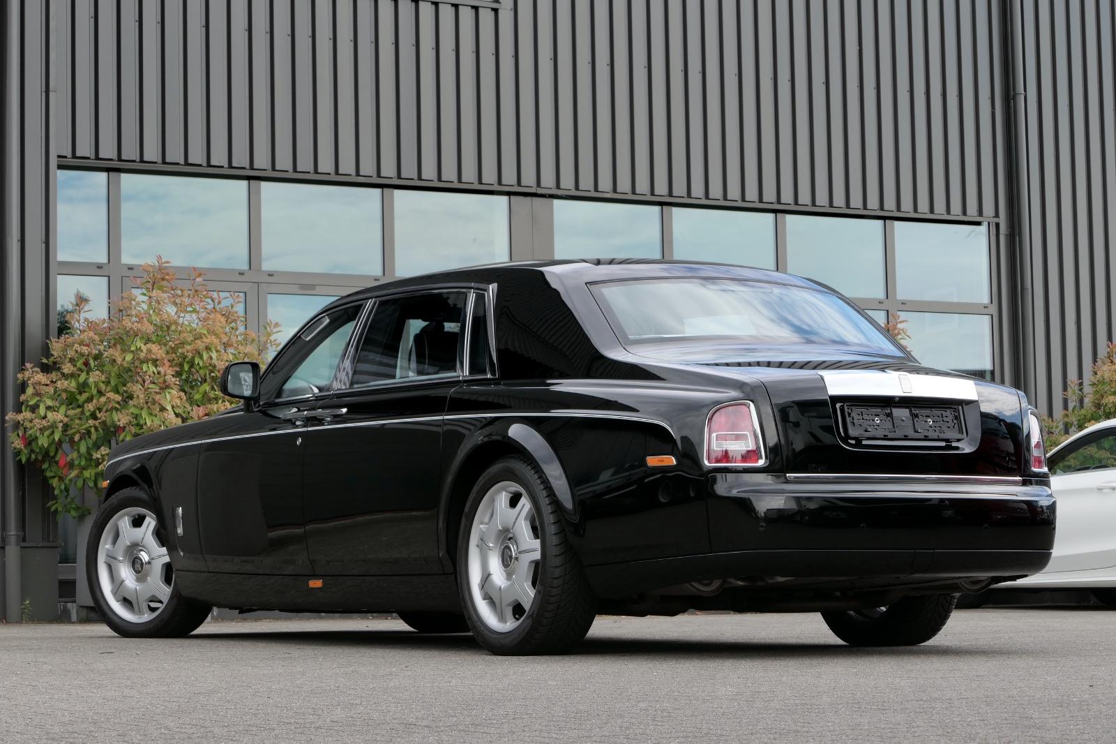 Rolls-Royce Phantom Extended Wheelbase