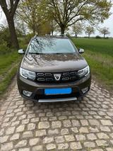 Dacia Logan MCV TCe90 Stepway / Explorer A... - Dacia Logan von privat