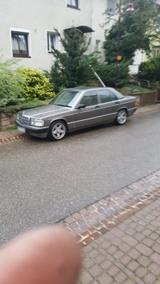 Mercedes-Benz W201 190E 2.6 - Mercedes-Benz 190 mit Benzin-Antrieb: Limousine, mit Klimaanlage, 2.6
