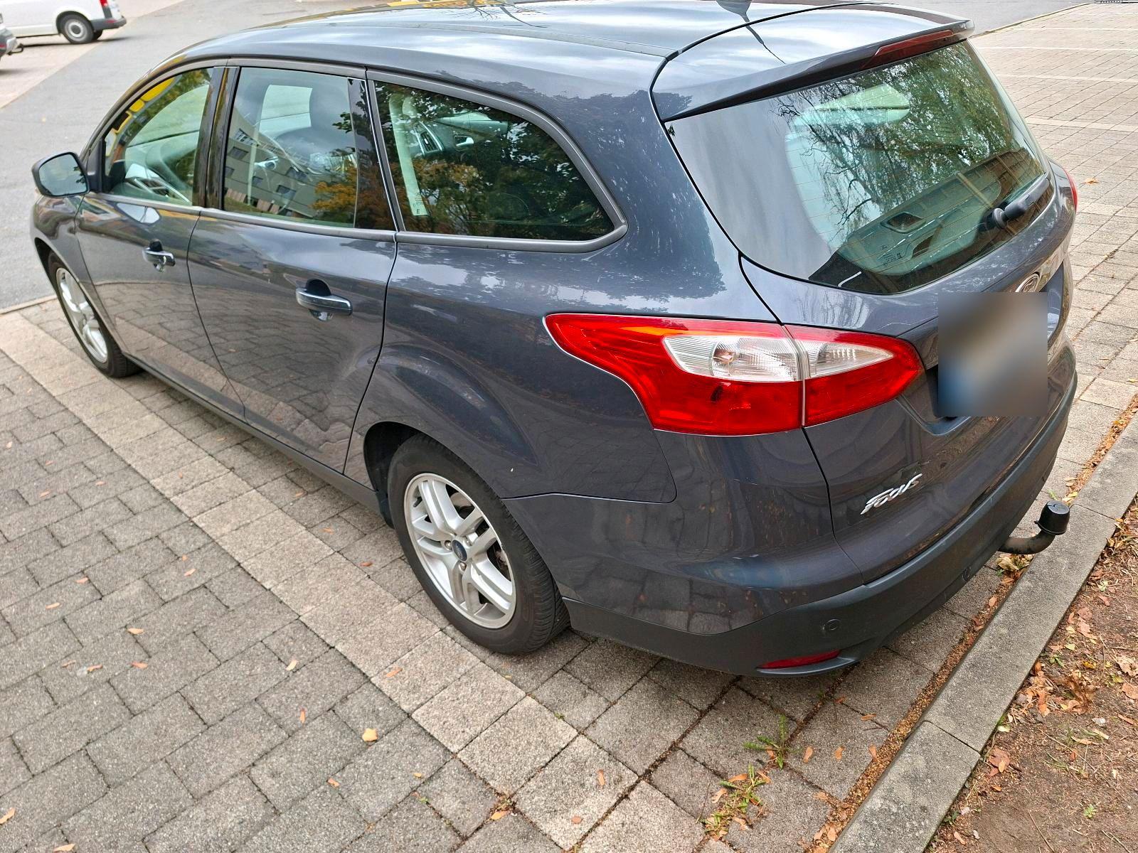 Ford Focus 2014 — photo 5