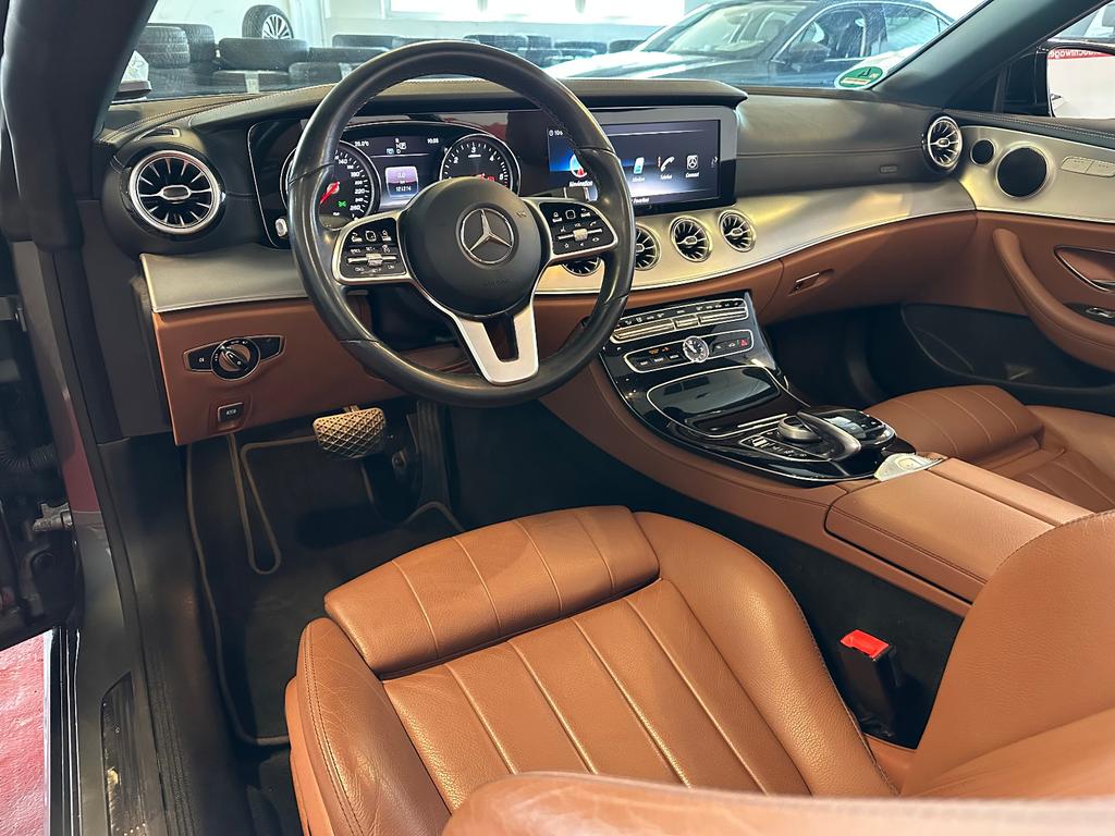Mercedes-Benz E 220