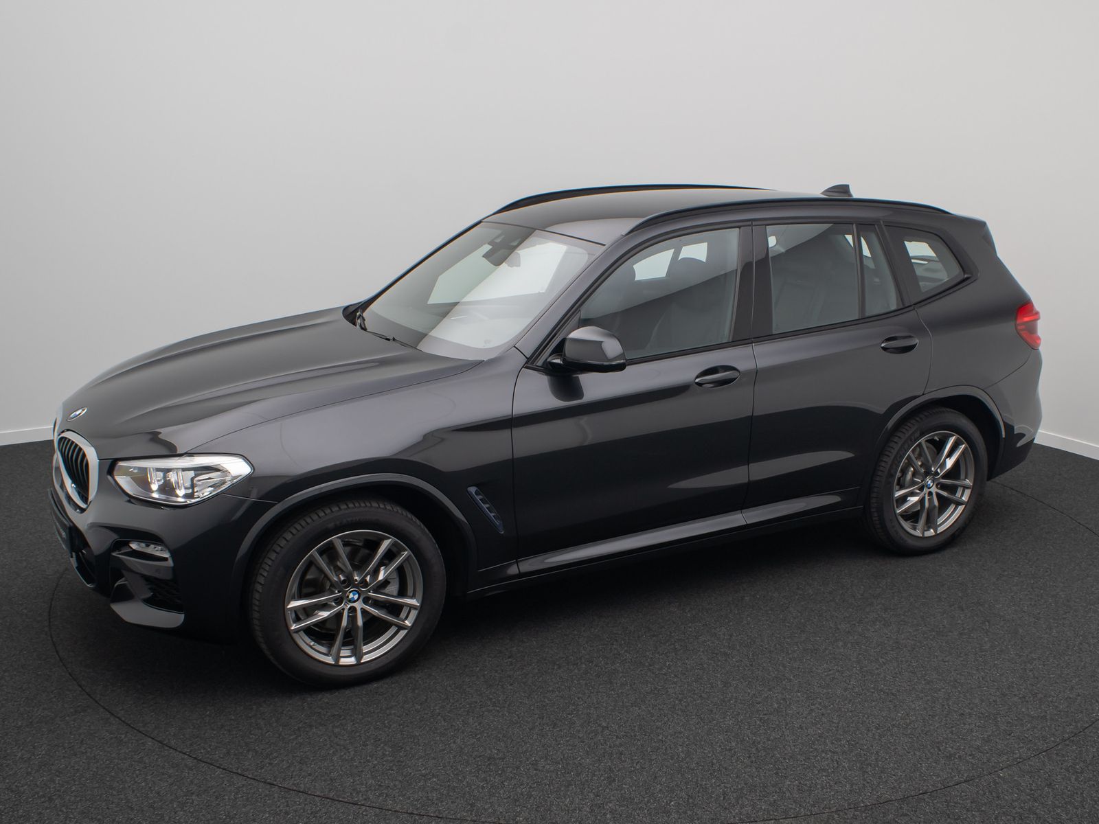 Fahrzeugabbildung BMW X3 xD20d M Sport Alarm HiFi GeschwindigRe 19Zoll