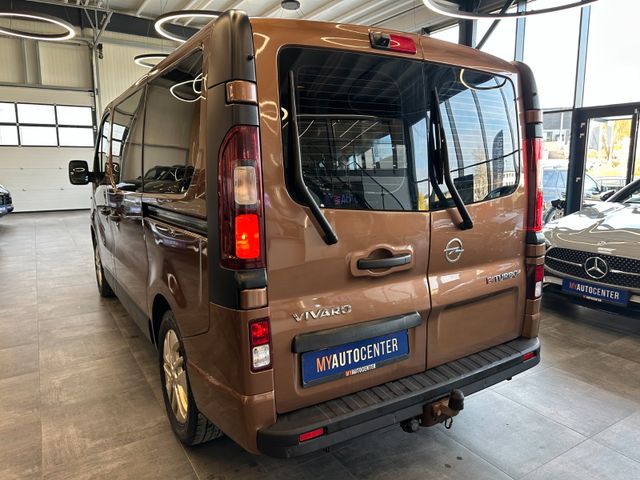 Opel Vivaro B Combi 2,7t *8Sitzer*Navi*AHK*Klima*