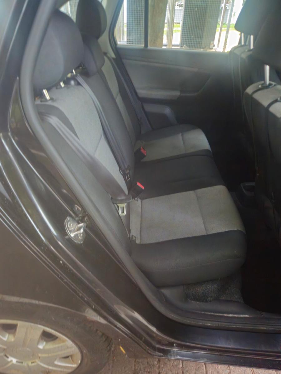 Skoda Fabia 2009 — photo 12