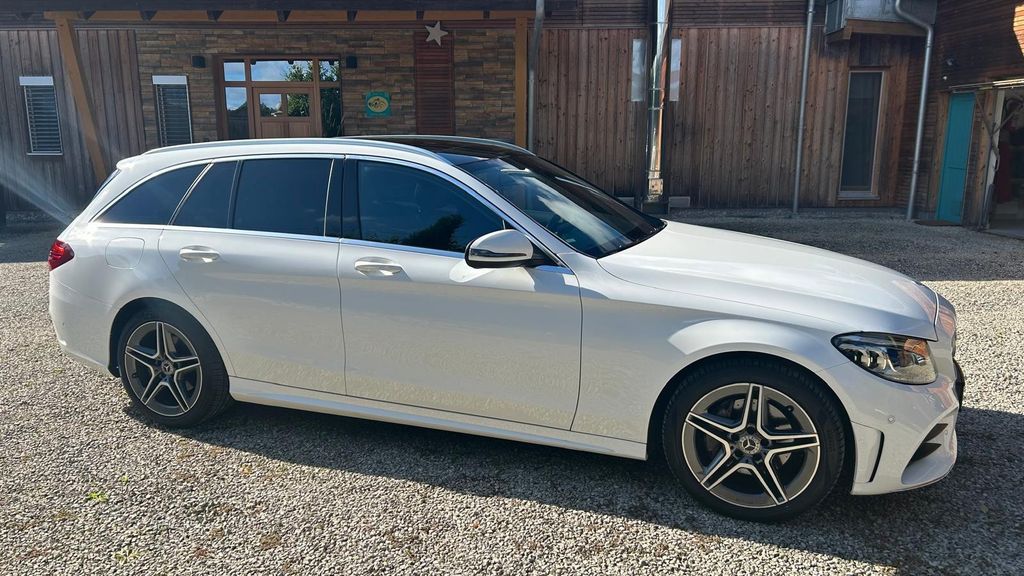 Image of Mercedes-Benz C 220